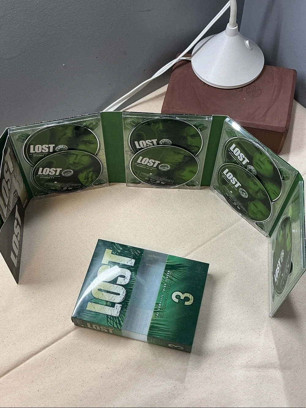 LOST The complete  third season DVD box set
